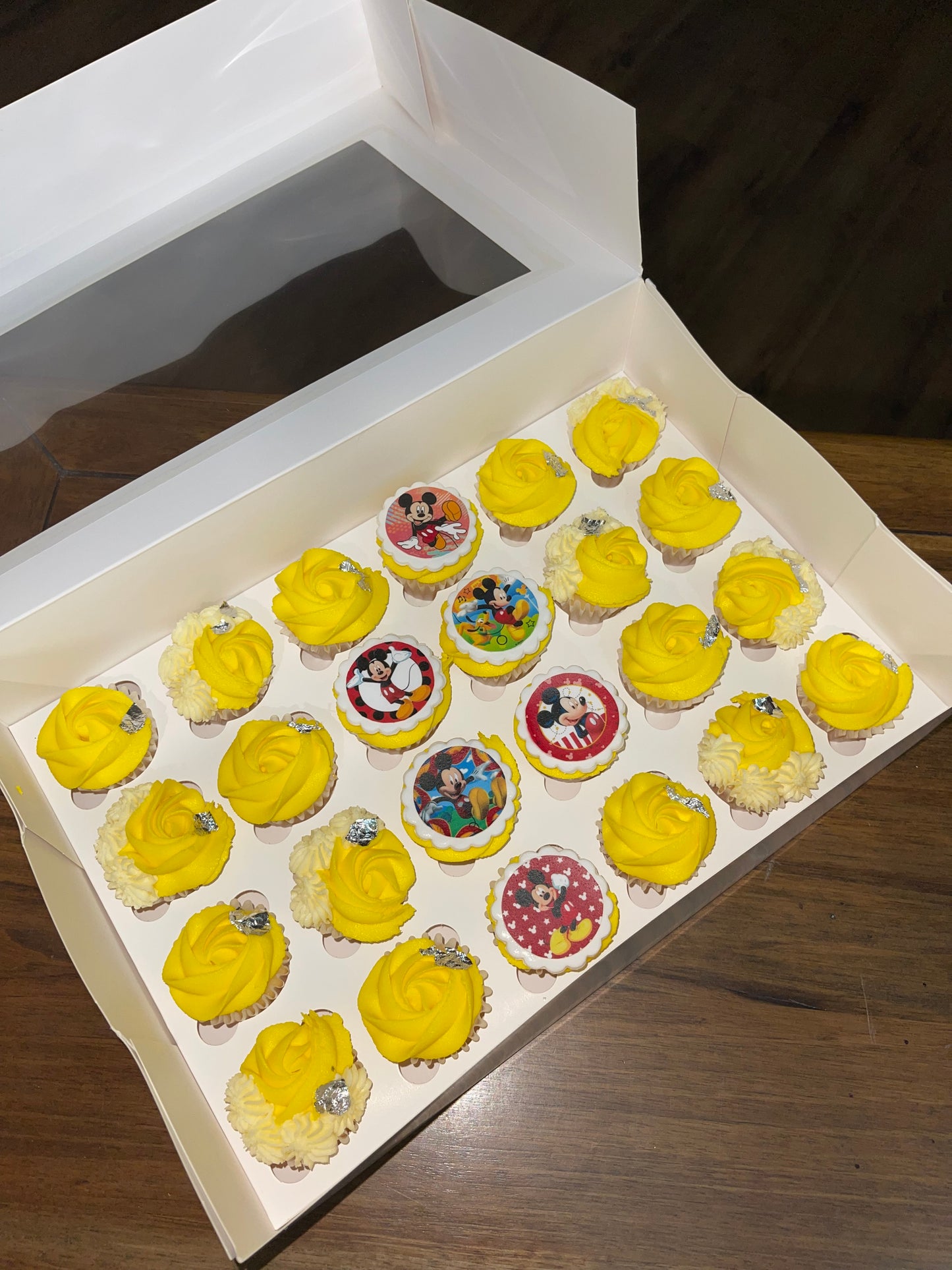 Themed Mini Cupcakes